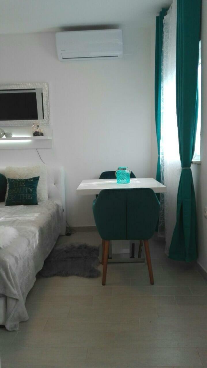 Studio Apartman Vortex Fazana Luaran gambar
