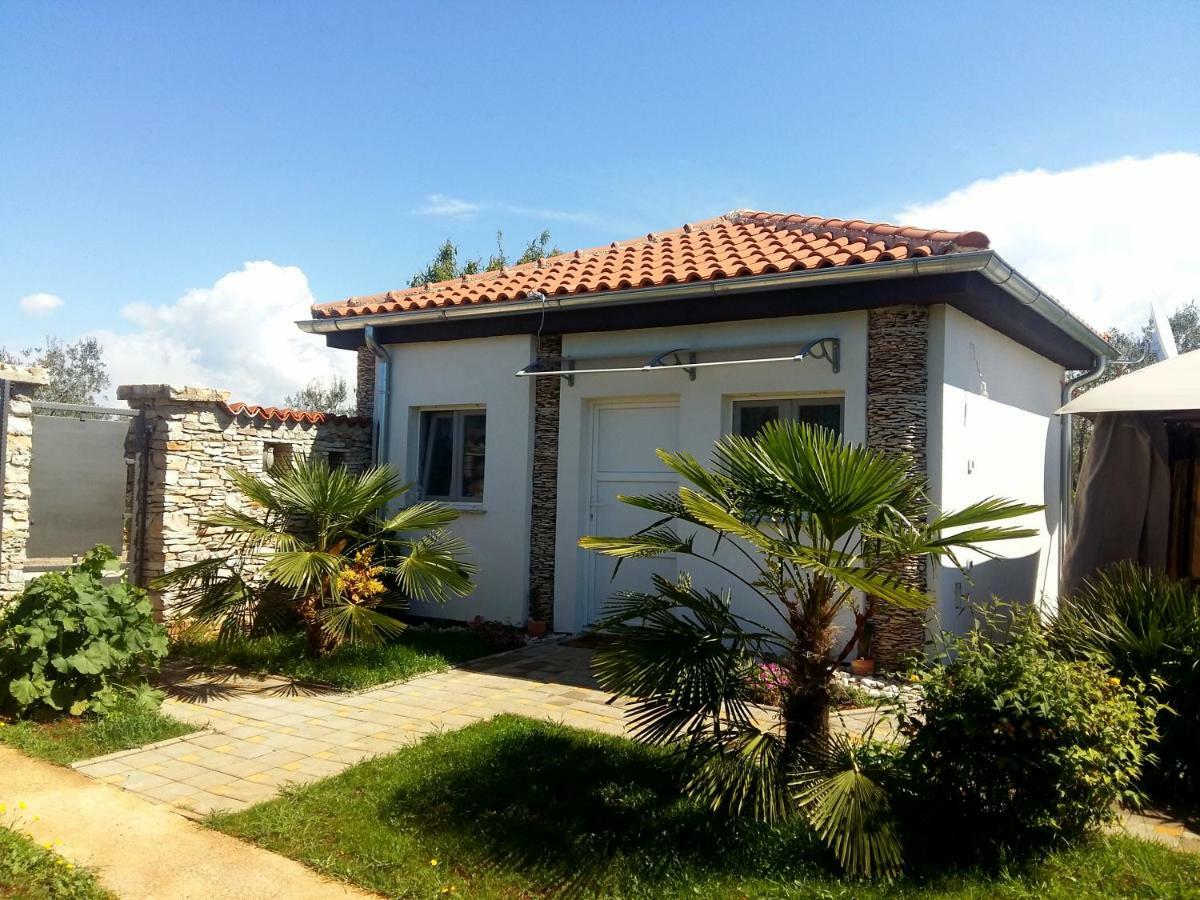 Studio Apartman Vortex Fazana Luaran gambar